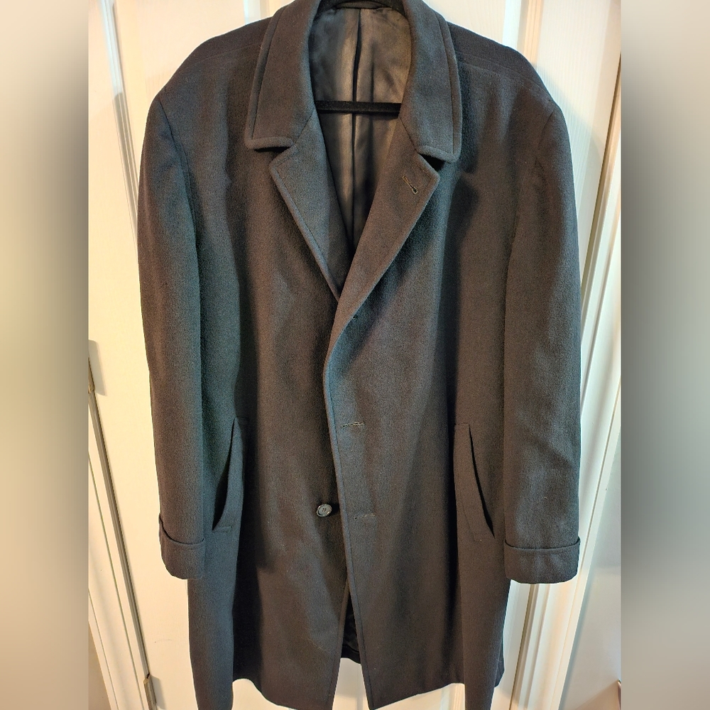 Vintage men's coat size 42-44 black coat Hart Shaffner Marx coat made in Italy